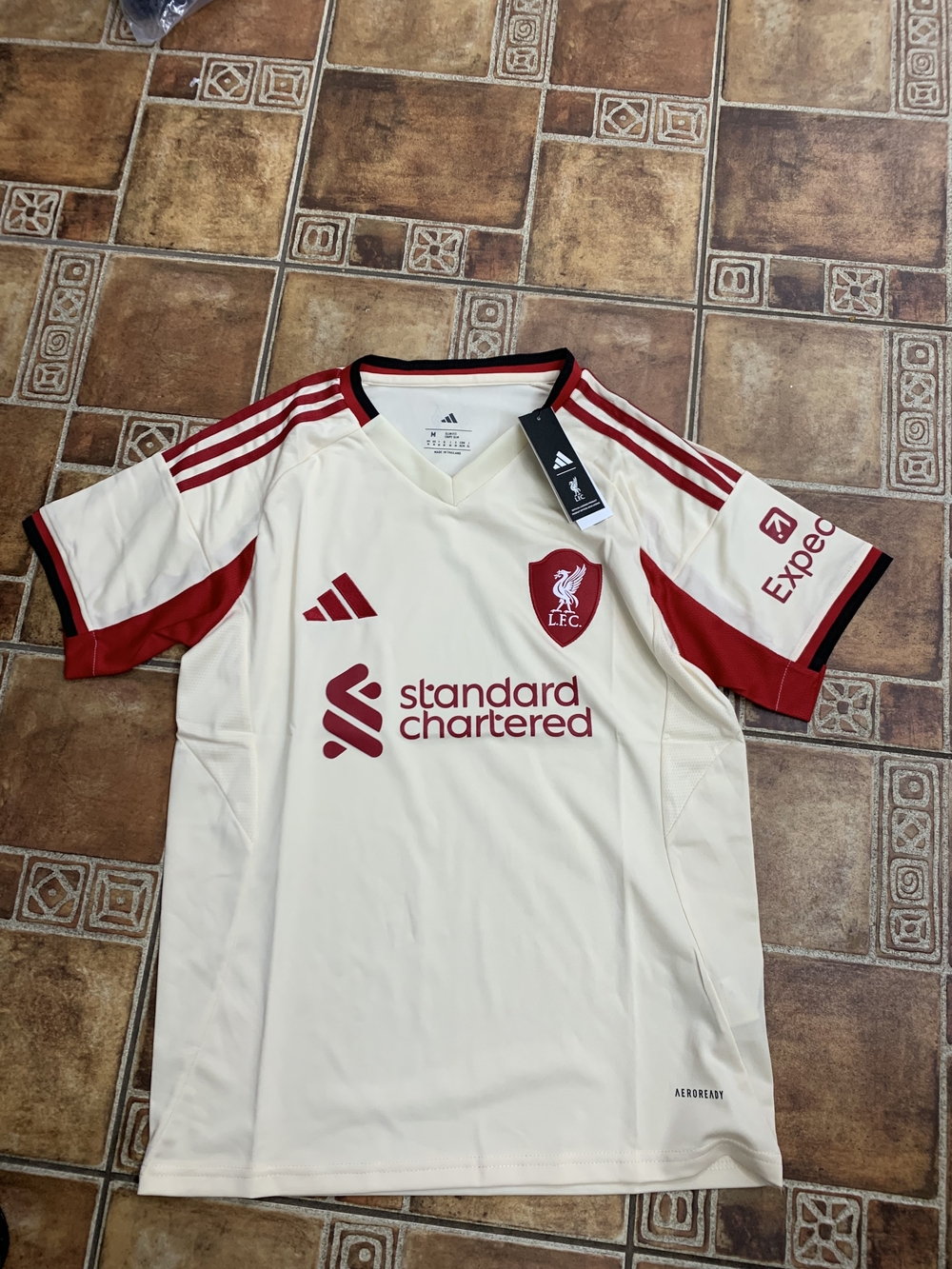Adidas Liverpool 2025/26 Jersey Size M